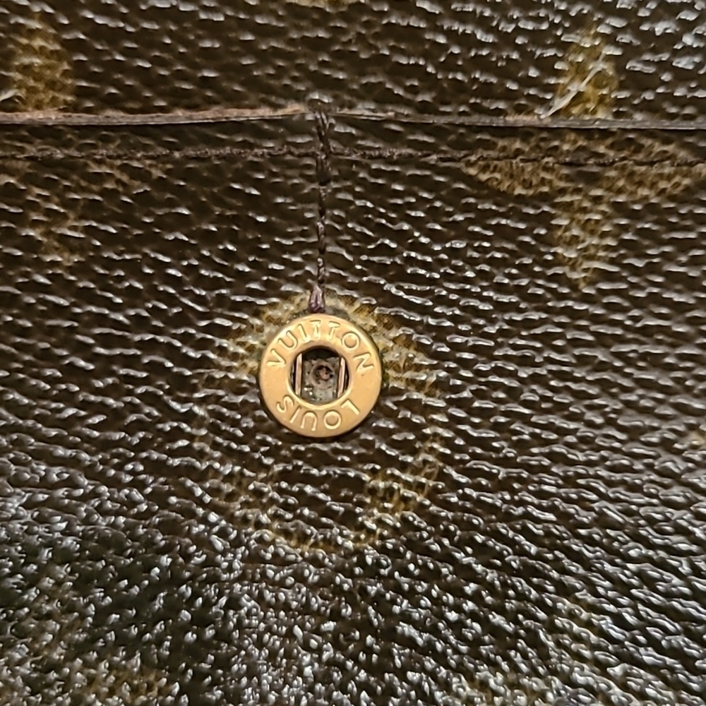 Louis Vuitton Monogram Brown Sarah Wallet - Picture 6 of 16